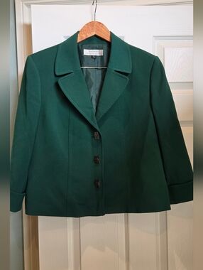 Tahari Forest Green Tailored Women's Blazer